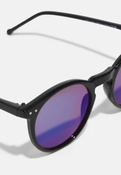 Pier One Unisex - Zonnebril - Black/Blue 9 Pier One Unisex - Zonnebril - Black/Blue -Pier One 11f17cbd777a412ba39007dce293526f