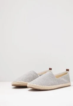 Pier One Rena Espadrille Unisex - Espadrilles - White/Blue -Pier One 1c07467ce0fe44d4a58dfd5e5311da20