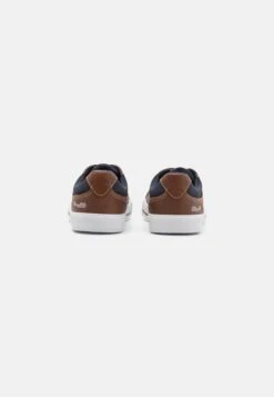 Pier One Sneakers Laag - Brown -Pier One 2a48f8c6eaf248f1903d3df00d2eaf9d
