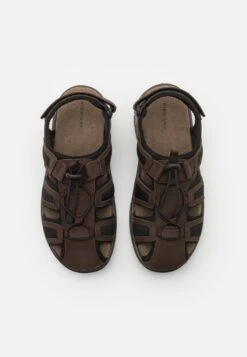 Pier One Leather - Outdoorsandalen - Brown 11 Pier One Leather - Outdoorsandalen - Brown -Pier One 2f7ff40eeede463ba421d45819843353