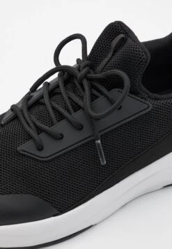 Pier One Sneakers Laag - Black -Pier One 3097bb7fc7fb456582f80d6258112987