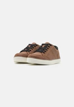 Pier One Sneakers Laag - Cognac 9 Pier One Sneakers Laag - Cognac -Pier One 3e3cf8af5304428399af171f52a61e21