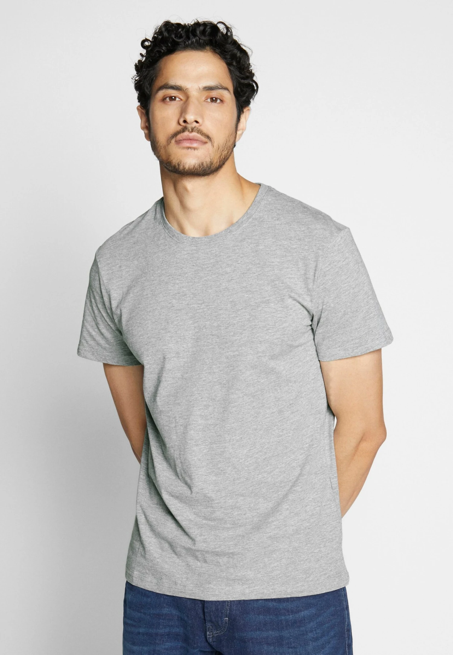 Pier One 4 Pack - T-Shirt Basic - Black/White/Blue 4 Pier One 4 Pack - T-Shirt Basic - Black/White/Blue - Afbeelding 2