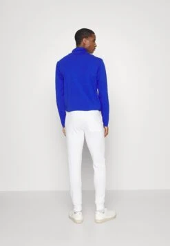 Pier One Trainingsbroek - White 9 Pier One Trainingsbroek - White -Pier One 8331affdd7f0488692bf512a43af10d8