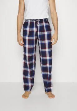 Pier One 2 Pack - Pyjamabroek - 503 - Dark Blue_302 - Red -Pier One c4deb935b78b419f85d4482f92853b6e