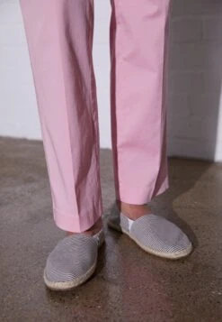 Pier One Rena Espadrille Unisex - Espadrilles - White/Blue -Pier One c6887bca85d14b55a70a8c6745c09b3d