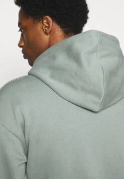 Pier One 2 Pack - Hoodie - Black/Green 15 Pier One 2 Pack - Hoodie - Black/Green -Pier One ceb870e6e1a5401494c6672b152d220e