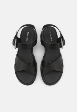 Pier One Leather - Sandalen - Black 11 Pier One Leather - Sandalen - Black -Pier One d342e7cd794d4e4a9a74fdaaf4297a3f